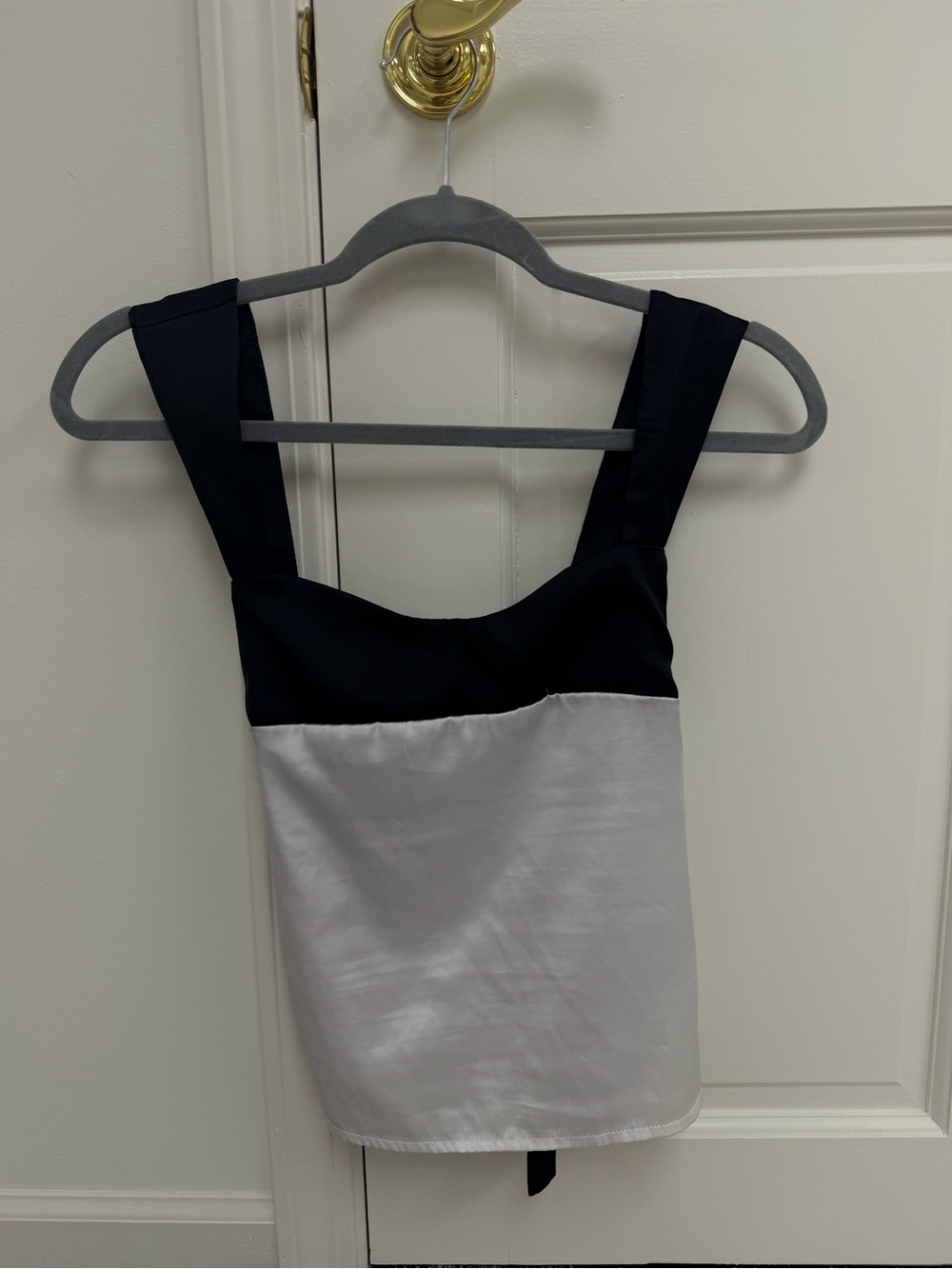 Black and White Sleeveless Colorblock Tank Top